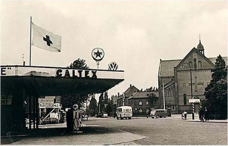 Het Caltex tankstation aan de Boschdijk-Marconilaan.